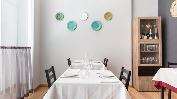 Salsa Rosa Bistro Sala