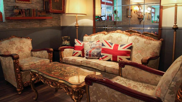 The Benedict Barcelona Food & Cocktails Salon vintage