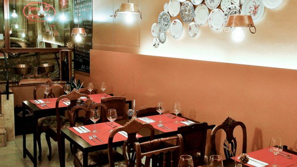 Taberna d'Alegria sala do restaurante