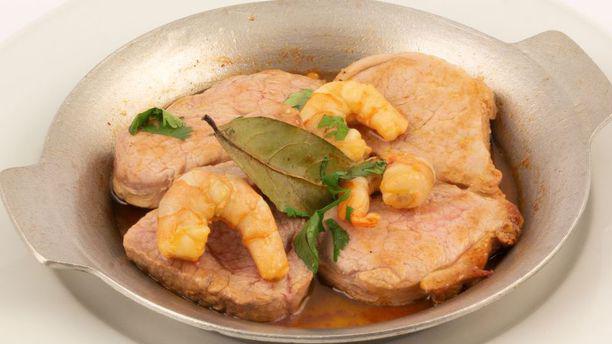 Lisboa Há Mesa Lombinhos na caçarola com gambas