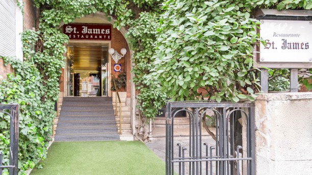 Restaurante St. James Juan Bravo en Madrid, Barrio Salamanca