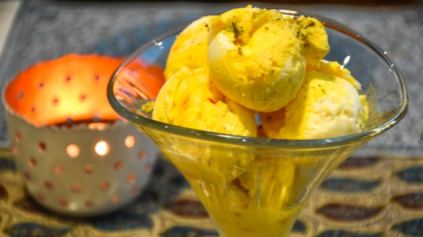 1001 Nights Iranian Restaurant Bastani Sonati