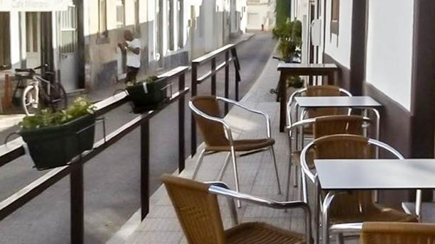 Taberna O Gaveto Esplanada