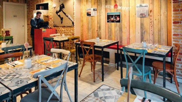 Johnny Take Ue Bligny In Milan Restaurant Reviews Menu And