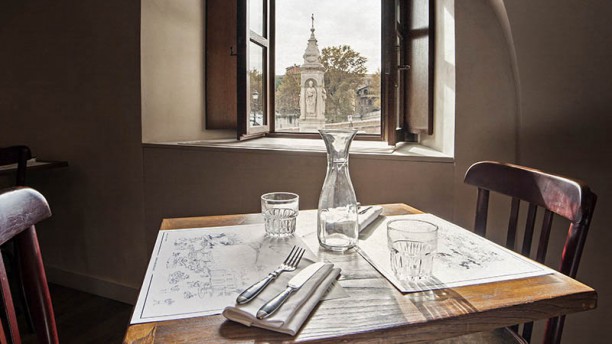 Tiberino a Roma sala