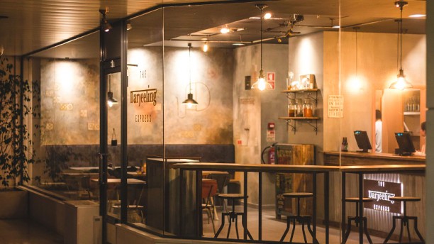 The Darjeeling Express Sala