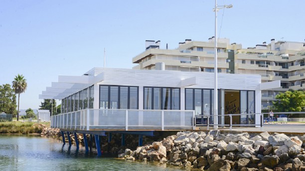 La Bella Barca Exterior