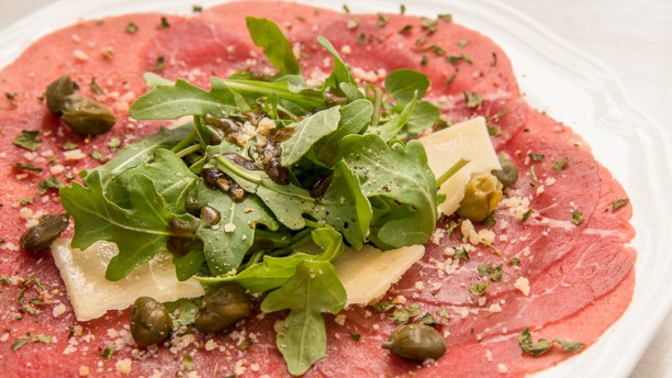 Love Wine carpaccio de novilho