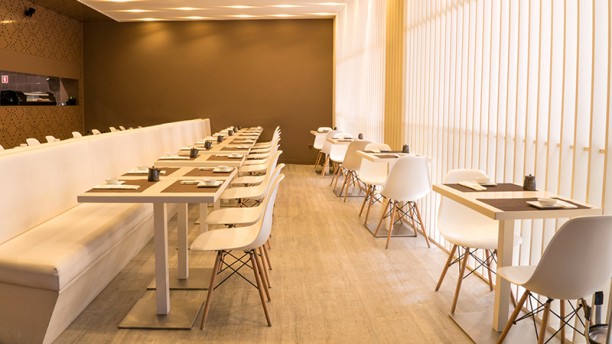 Sushihana & The Gin House Sala