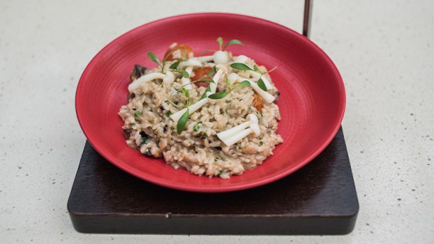 O Asiático Risotto Asiático de Tom Yum