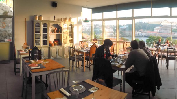 Intrigo Vista da sala