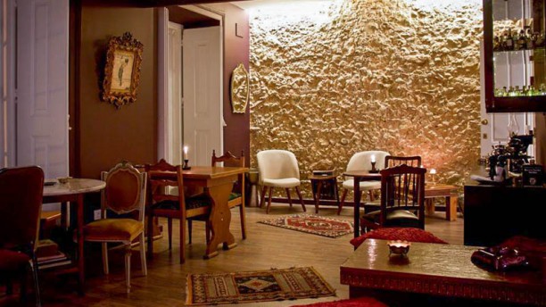 Loucos de Lisboa no Príncipe Real Sala do restaurante