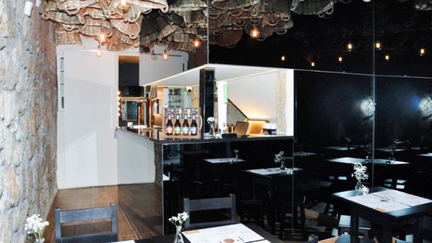 Pop 101 Vista da sala