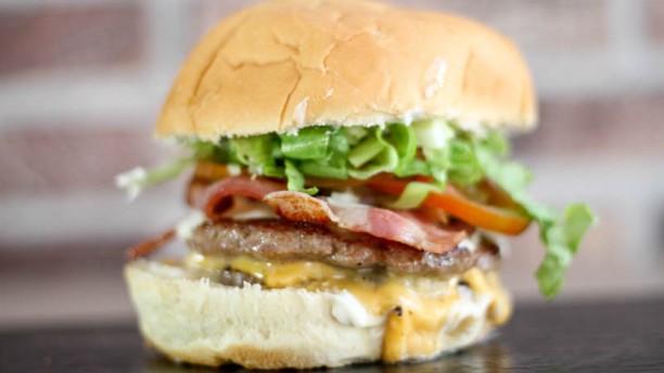 Planet Burger in Costa Adeje - Restaurant Reviews, Menu and Prices ...