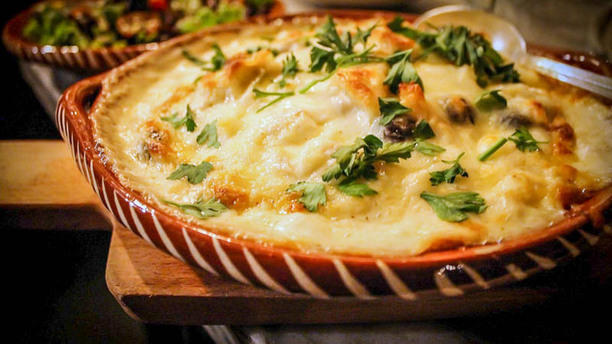 Dona Gertrudes Bacalhau com Natas