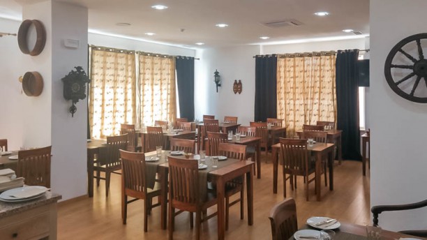 O Pousadoiro - Sabores Ibéricos Vista da sala
