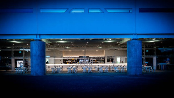 Cavalo Lusitano fachada do restaurante by night