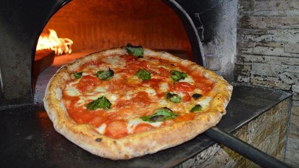 Pizzeria Vesuvio in Portici - Restaurant Reviews, Menu and Prices - TheFork