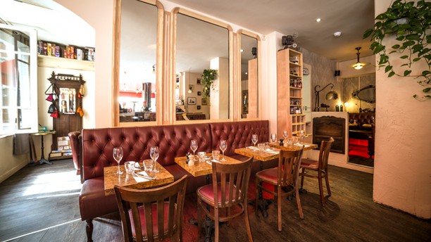 Aux Dés Calés 17 Vue de la salle