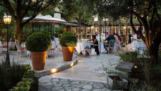 Auberge de Cassagne & Spa - Restaurant - Le Pontet