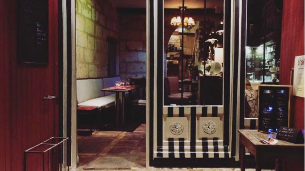 Restaurant La Lune dans le Bocal à Bordeaux (33000) - Avis, menu et prix