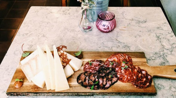 Petisqueira Conqvistador Mesa