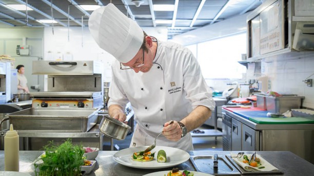 Flor-de-Lis – EPIC SANA Lisboa Hotel Chef
