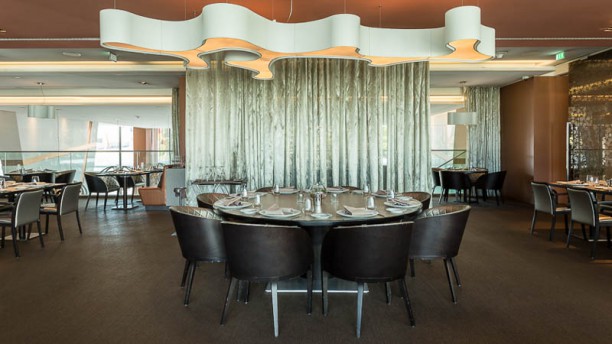 Flor-de-Lis – EPIC SANA Lisboa Hotel Sala