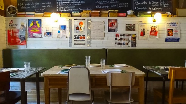 Taberna da Esperança detalhe da mesa