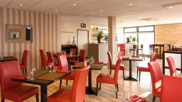 Restaurant La Table De Maxime Villefranche Sur Saone