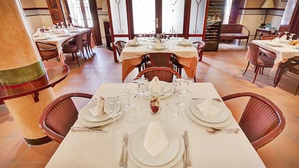 El Cabanyal detalle mesa para cuatro