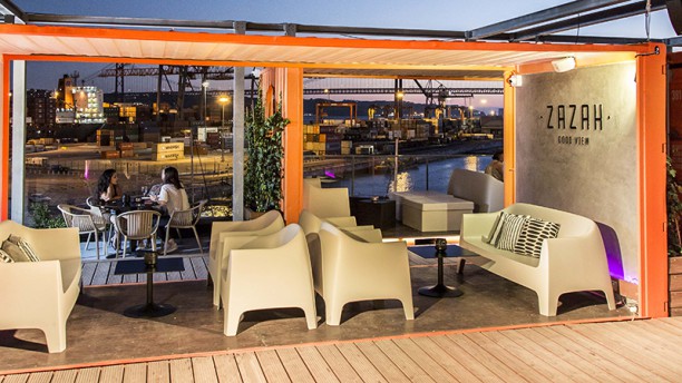 Zazah Good View Vista do ambiente