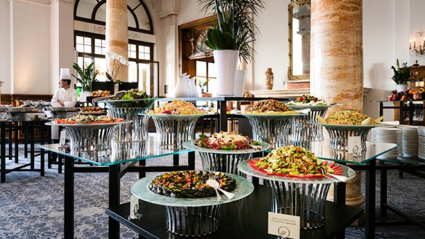 Brunch du Fairmont Le Montreux Palace Salads Station