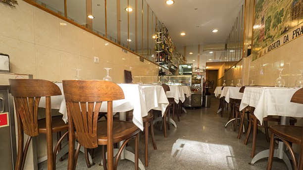 A Minhota da Prata Sala