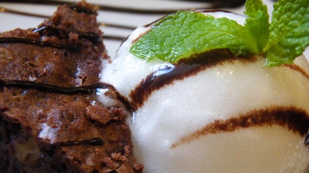 Terra Brownie de Chocolate com Gelado de Limão