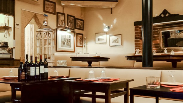 Madragoa Vinhos e Petiscos Sala