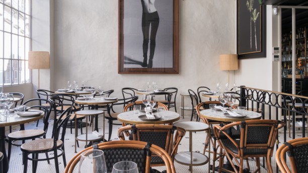 MISTU restaurant & bar Vista da sala