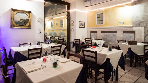 Ambasciata di Capri Vista sala