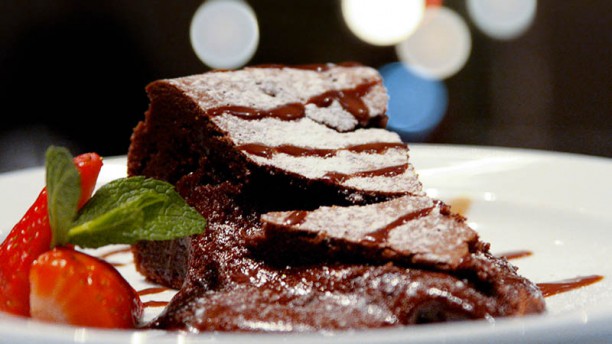 Aprazível sobremesa chocolate