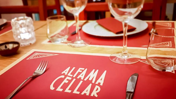 Alfama Cellar Vista do interior