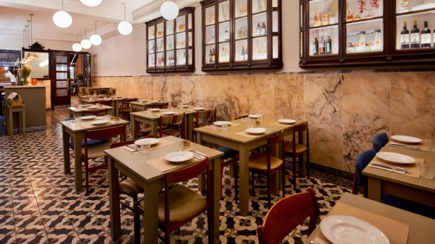 Taberna Albricoque Sala