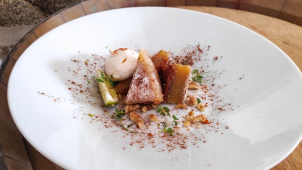 Restaurante Vinarium Doce Conventual Manjar do Abade aromatizado com Lima