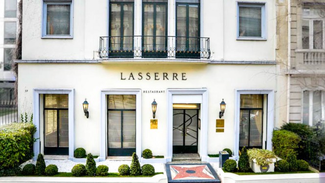 Lasserre - Restaurant - Paris