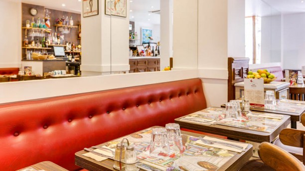 Café Blanche in Paris - Restaurant Reviews, Menu and Prices - TheFork