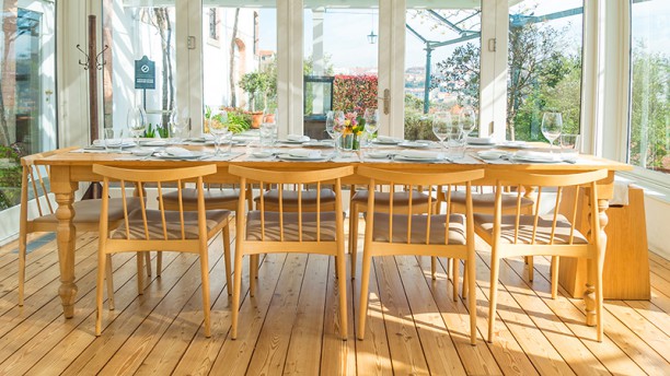 VINUM Restaurant and Wine Bar Vista da sala