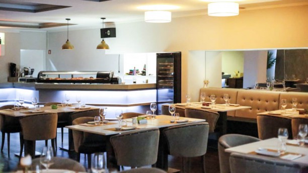 Sushi&Douro Sala do restaurante