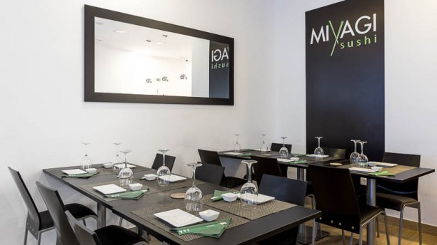 Miyagi detalhe de sala