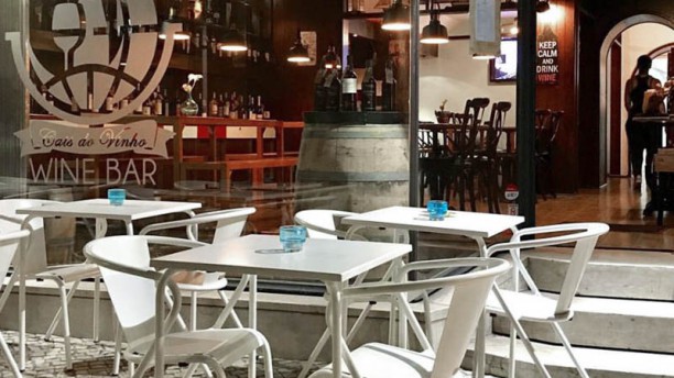 Cais do Vinho Esplanada