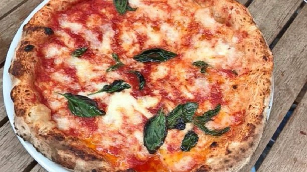 Mazz Pizza &amp; Babá in Naples Restaurant Reviews, Menu and Prices TheFork