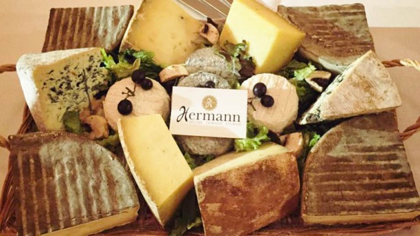 Hermann Fromagerie Et Table D Hotes In Saint Valery Sur Somme